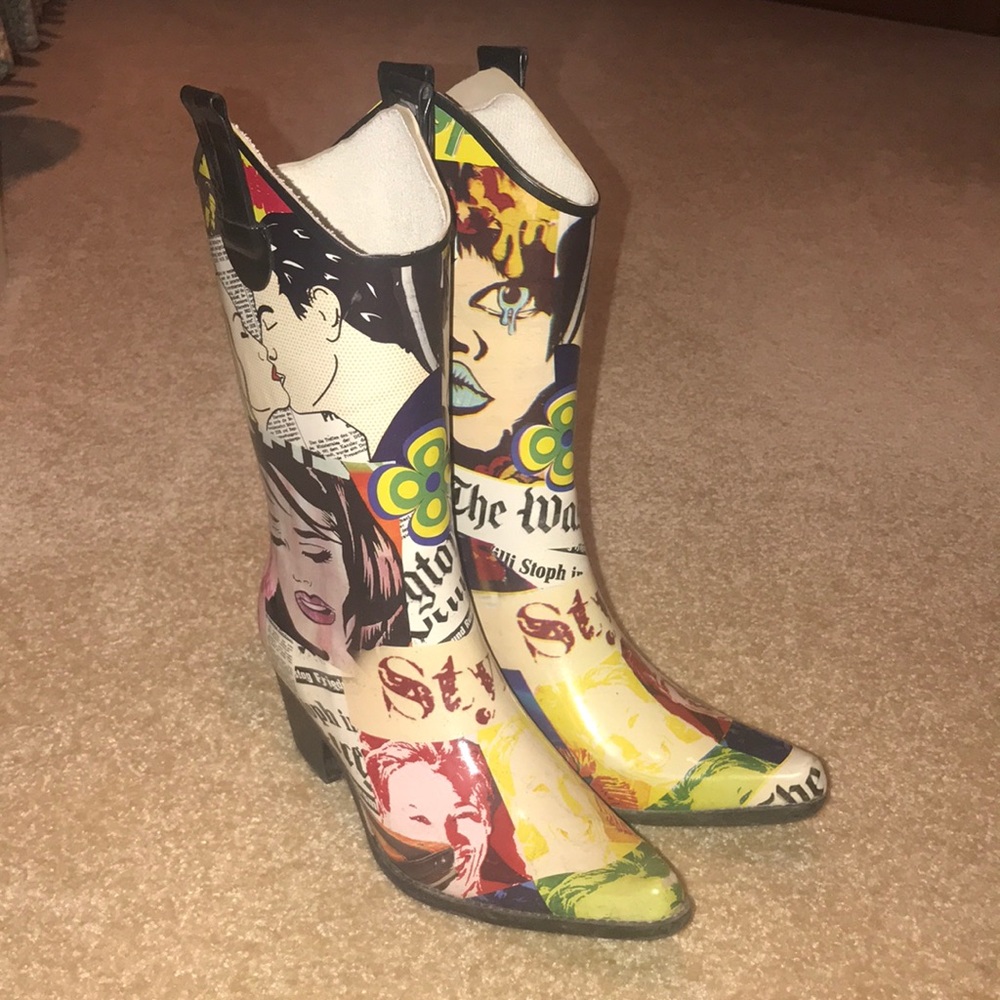 Printed Rubber Cowgirl Rain Boots